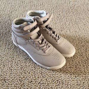 NEVER WORN REEBOK HI RISE CLASSICS (Velcro Straps)